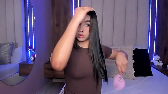 LucySalvatore  online show from March 2026 03:50:02 PM