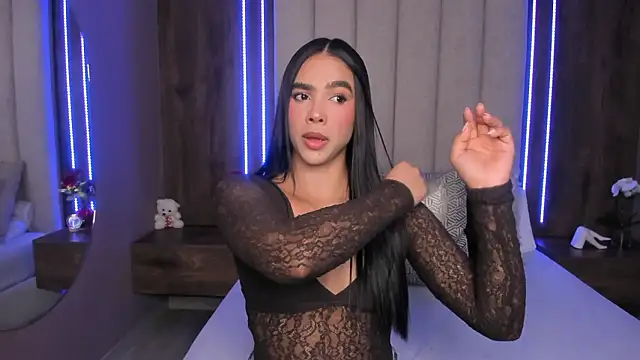 LucySalvatore  online show from February 2026 09:03:01 PM