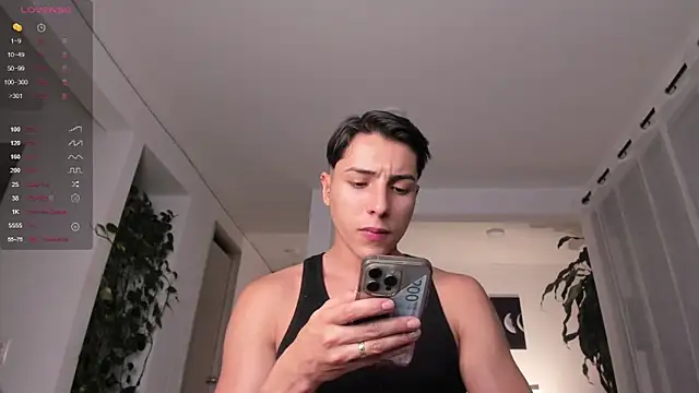 Hotay andrew online show from September 2025 03:51:01 AM