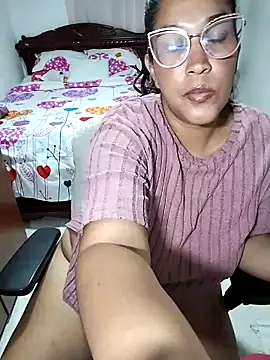 Ivy horse  online show from September 2025 03:31:02 AM