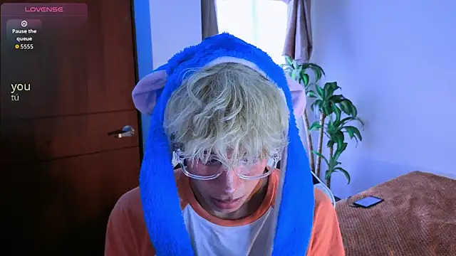 taichi bluy online show from November 2025 07:51:01 PM