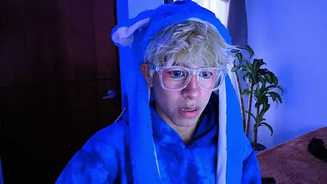 taichi bluy online show from November 2025 07:51:02 PM