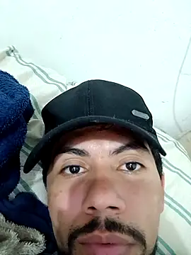 ArturrAlvs online show from July 2026 02:18:02 AM