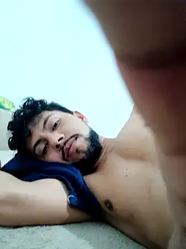 ArturrAlvs online show from April 2026 05:09:01 AM