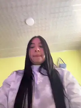 BELLAALEJA online show from March 2026 04:32:02 PM