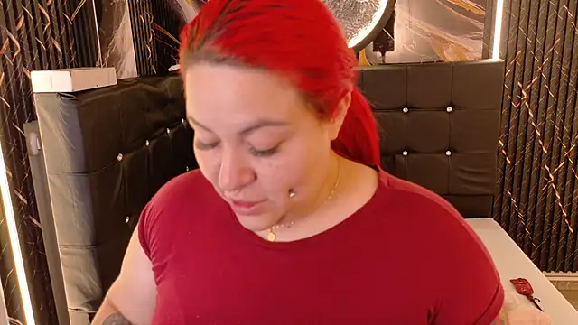 Witch Scarlet online show from April 2026 01:35:02 AM