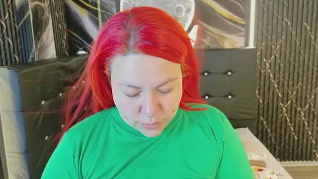 Witch Scarlet online show from March 2026 12:03:01 AM