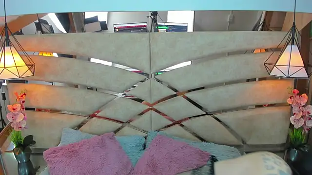 pamemiller1 online show from November 2025 11:26:02 AM