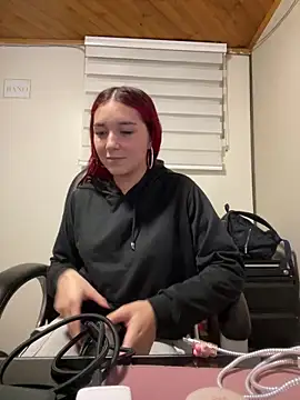 Karen18 boobs online show from October 2025 01:40:01 AM