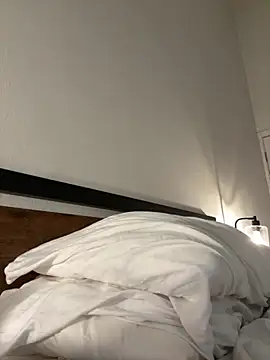 iriebusty online show from November 2025 06:23:02 PM