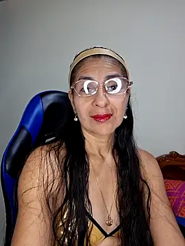 Natasha 50 online show from February 2026 01:05:01 AM