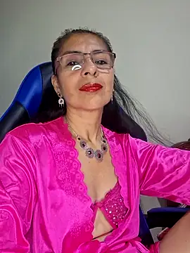 Natasha 50 online show from December 2025 12:05:01 AM