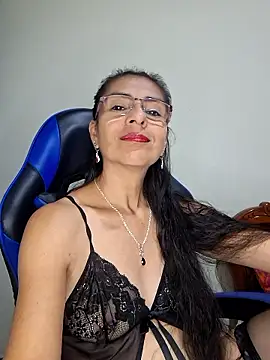 Natasha 50 online show from January 2026 03:02:01 AM