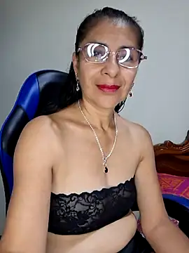 Natasha 50 online show from February 2026 01:02:02 AM
