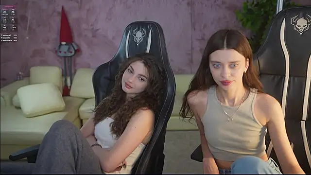 Regina Sweet054 online show from November 2025 03:33:02 PM