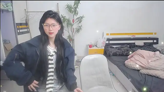 Snapshot of Babygirls523 chatting on October 2025 01:54:02 PM Babygirls523 online show from October 2025 01:54:02 PM