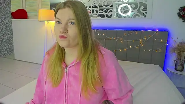 AshleyJoness online show from December 2025 06:18:02 AM