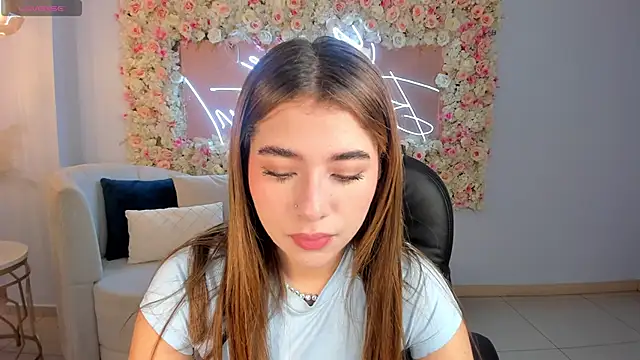 Snapshot of IbizaJacobs chatting on November 2025 12:42:02 PM IbizaJacobs online show from November 2025 12:42:02 PM