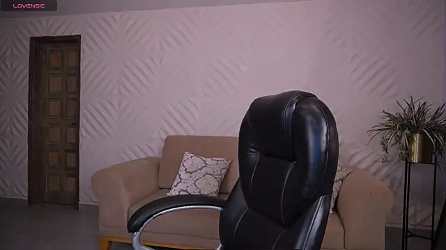 Snapshot of LiamCarterX chatting on December 2025 05:11:01 AM LiamCarterX online show from December 2025 05:11:01 AM