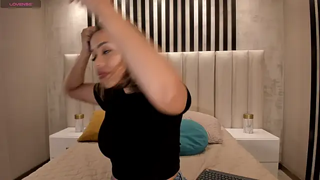 LiamCarterX online show from May 2026 12:21:01 PM