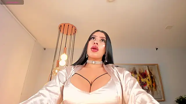 LeahLombardi  online show from April 2026 03:29:02 AM