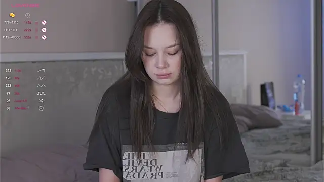 Snapshot of chillgirll chatting on February 2026 05:40:02 AM chillgirll online show from February 2026 05:40:02 AM