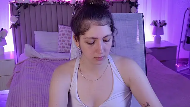 Mary Miiller online show from June 2026 06:52:02 AM