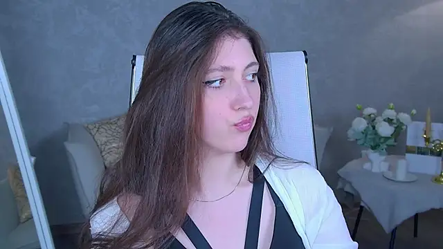 Mary Miiller online show from May 2026 02:45:01 PM