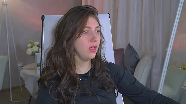 Mary Miiller online show from February 2026 09:19:01 AM