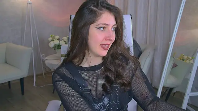 Mary Miiller online show from February 2026 09:31:02 AM