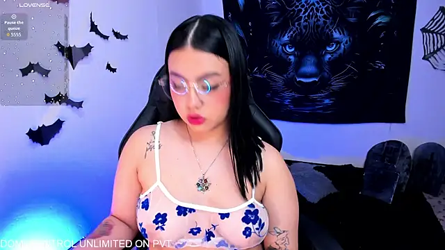 nicol ruizz online show from October 2025 06:21:01 PM