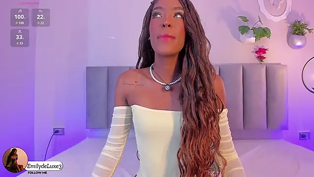 Emely Deluxe online show from January 2026 10:30:02 AM