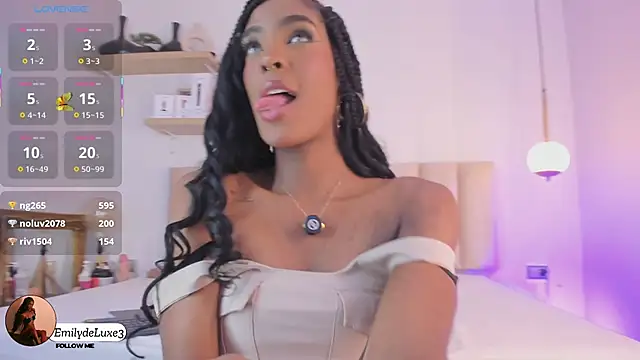 Snapshot of Emely_Deluxe chatting on November 2025 11:43:02 AM Emely Deluxe online show from November 2025 11:43:02 AM