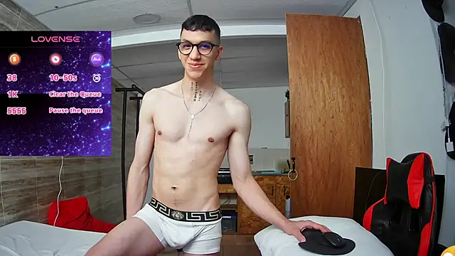 angelicious  online show from November 2025 01:16:02 PM