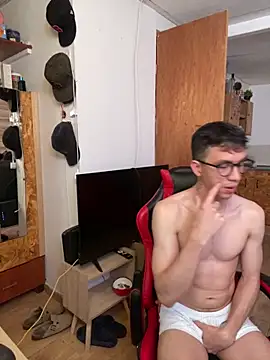 angelicious  online show from November 2025 12:39:01 PM