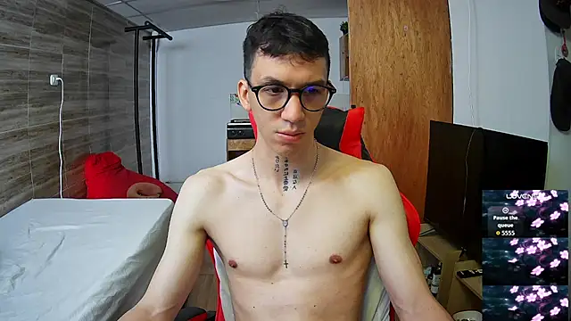 angelicious  online show from November 2025 01:04:02 PM