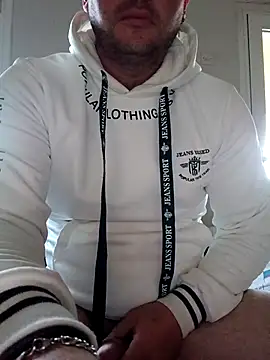 Makis09 online show from March 2026 05:24:01 AM