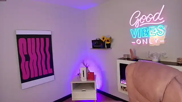 Alice Vixen online show from April 2026 12:07:02 PM