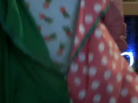 Snapshot of untamedredsnake chatting on February 2026 11:03:02 PM untamedredsnake online show from February 2026 11:03:02 PM