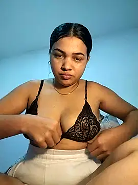 Eimy-04 online show from November 2025 12:05:01 PM