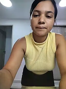 Snapshot of Eimy-04 chatting on June 2026 01:00:01 AM Eimy-04 online show from June 2026 01:00:01 AM