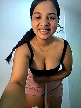Eimy-04 online show from September 2025 02:45:02 PM