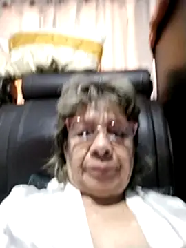 OliviaMorris1 online show from May 2026 11:58:01 AM
