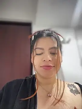 Yaqui elle online show from January 2026 03:43:01 AM