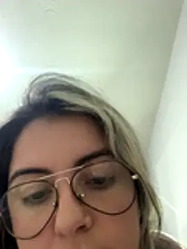 Snapshot of sophiemonroevip chatting on November 2025 12:27:02 PM sophiemonroevip online show from November 2025 12:27:02 PM