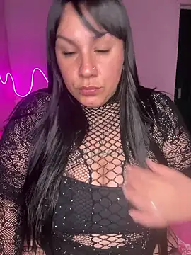 valen1891 online show from November 2025 03:07:01 AM