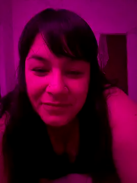 valen1891 online show from November 2025 03:23:02 AM