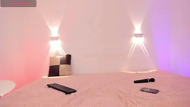 Sol Vanegas online show from February 2026 01:44:01 PM