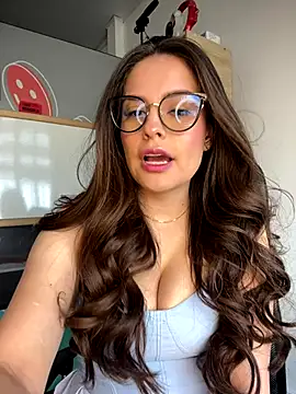 fernanda aram  online show from October 2025 02:58:01 PM