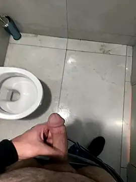 Snapshot of Salih0634 chatting on October 2025 10:22:02 PM Salih0634 online show from October 2025 10:22:02 PM